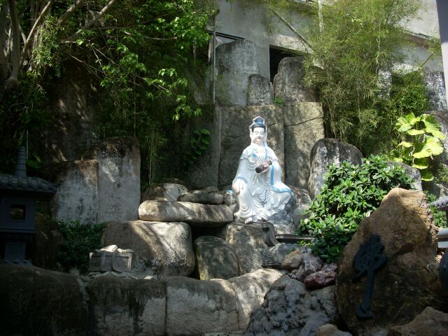 Chùa Lò Gạch &amp; thầy Thích Huệ Tâm
