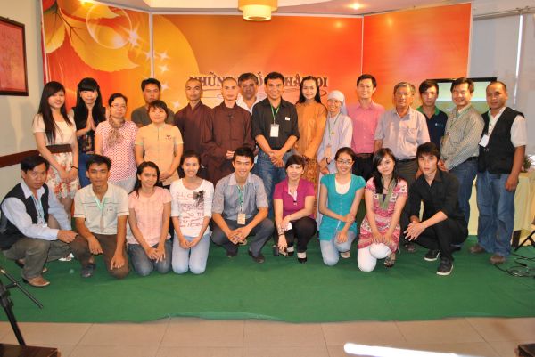 TP.HCM: Khởi quay chương trình talkshow “Những Bước Chân Đi”