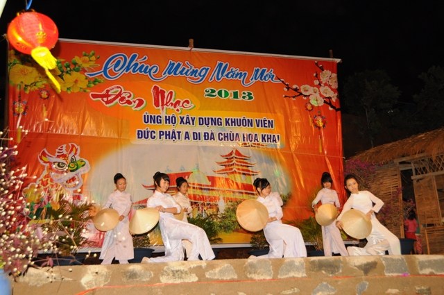 Trực tuyến đêm ca nhạc ủng hộ xây dựng khuôn viên Phật A-di-đà chùa Hoa Khai