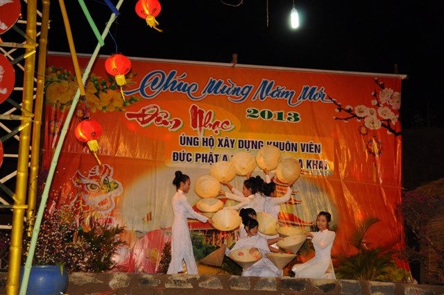 Trực tuyến đêm ca nhạc ủng hộ xây dựng khuôn viên Phật A-di-đà chùa Hoa Khai