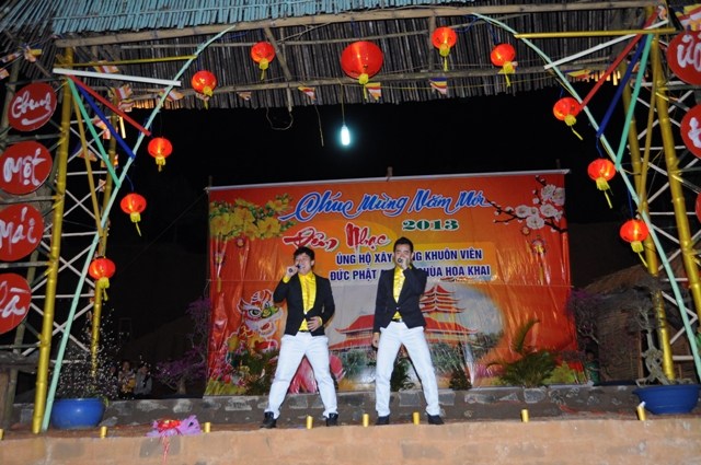 Trực tuyến đêm ca nhạc ủng hộ xây dựng khuôn viên Phật A-di-đà chùa Hoa Khai