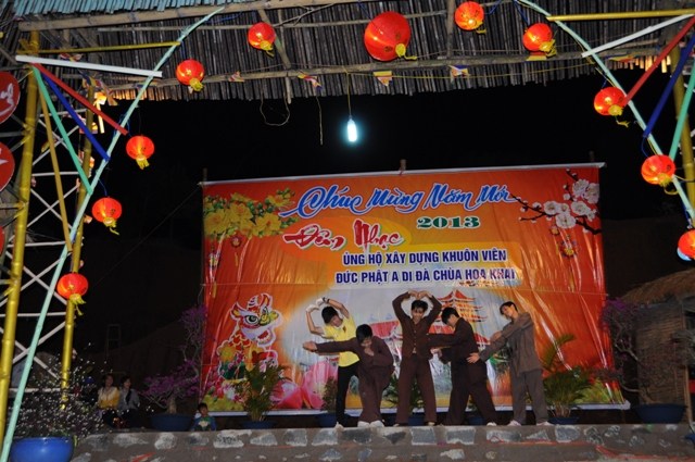 Trực tuyến đêm ca nhạc ủng hộ xây dựng khuôn viên Phật A-di-đà chùa Hoa Khai