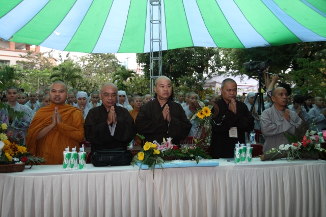 TP.HCM: Hàng ngàn Tăng Ni sinh tham dự đại lễ: “Sáng mãi ơn thầy”