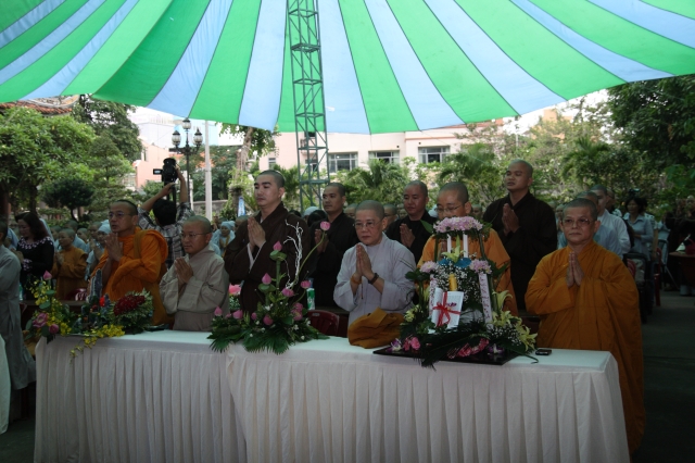 TP.HCM: Hàng ngàn Tăng Ni sinh tham dự đại lễ: “Sáng mãi ơn thầy”
