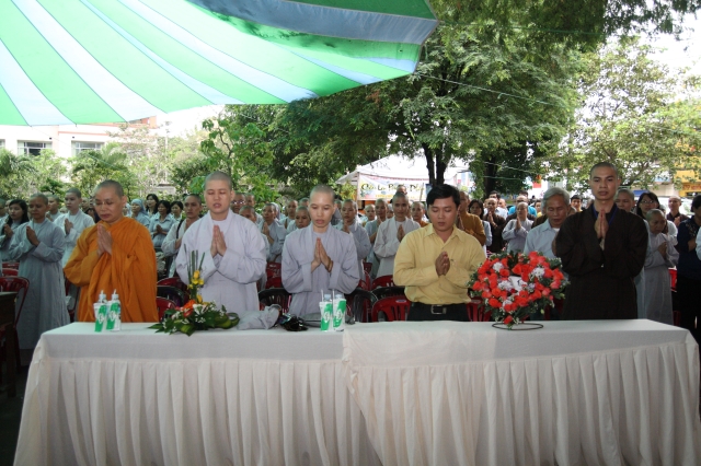 TP.HCM: Hàng ngàn Tăng Ni sinh tham dự đại lễ: “Sáng mãi ơn thầy”