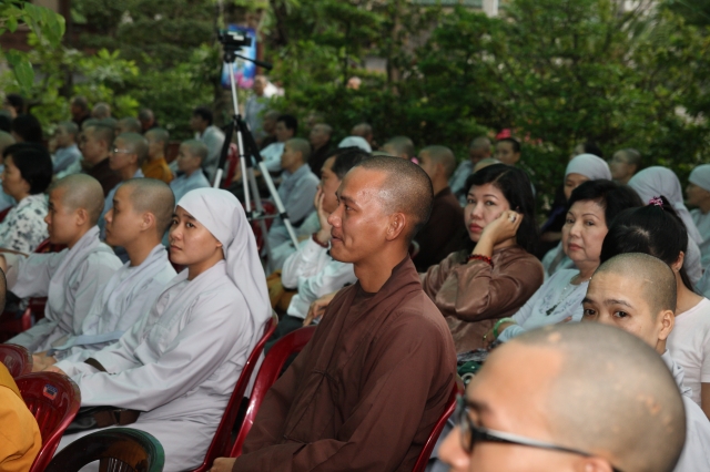 TP.HCM: Hàng ngàn Tăng Ni sinh tham dự đại lễ: “Sáng mãi ơn thầy”