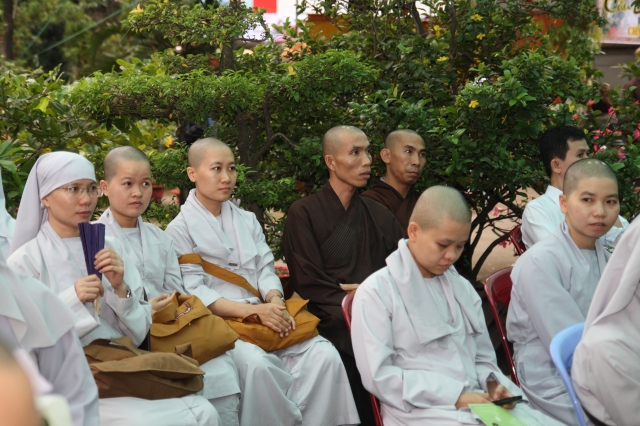 TP.HCM: Hàng ngàn Tăng Ni sinh tham dự đại lễ: “Sáng mãi ơn thầy”