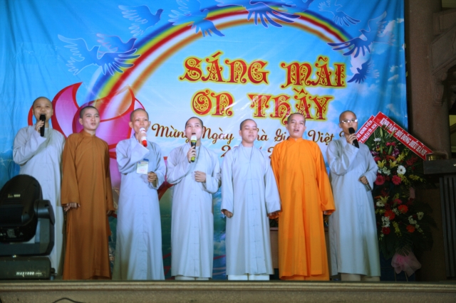 TP.HCM: Hàng ngàn Tăng Ni sinh tham dự đại lễ: “Sáng mãi ơn thầy”