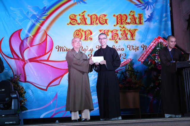 TP.HCM: Hàng ngàn Tăng Ni sinh tham dự đại lễ: “Sáng mãi ơn thầy”