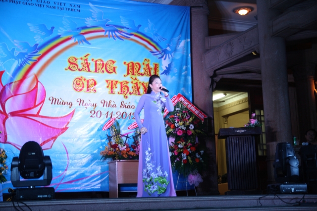 TP.HCM: Hàng ngàn Tăng Ni sinh tham dự đại lễ: “Sáng mãi ơn thầy”