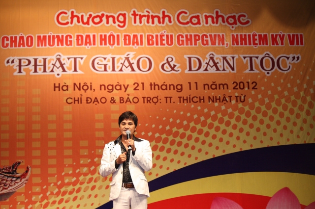 Hà Nội: Hàng ngàn người tham dự đêm văn nghệ - thính pháp chào mừng đại hội