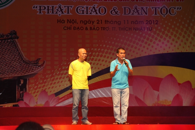 Hà Nội: Hàng ngàn người tham dự đêm văn nghệ - thính pháp chào mừng đại hội