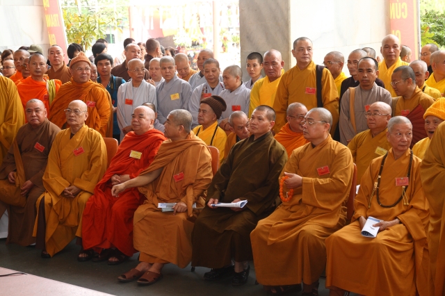 Hà Nội: Cắt băng triển lãm và dâng hương tưởng niệm Phật hoàng Trần Nhân Tông