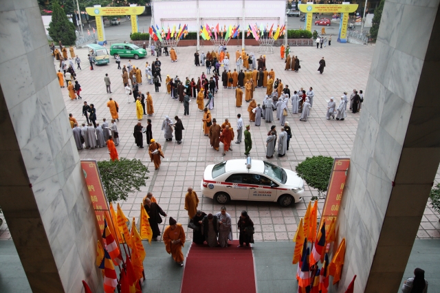 Ngày làm việc thứ 2 Đại hội Đại biểu Phật giáo toàn quốc lần VII