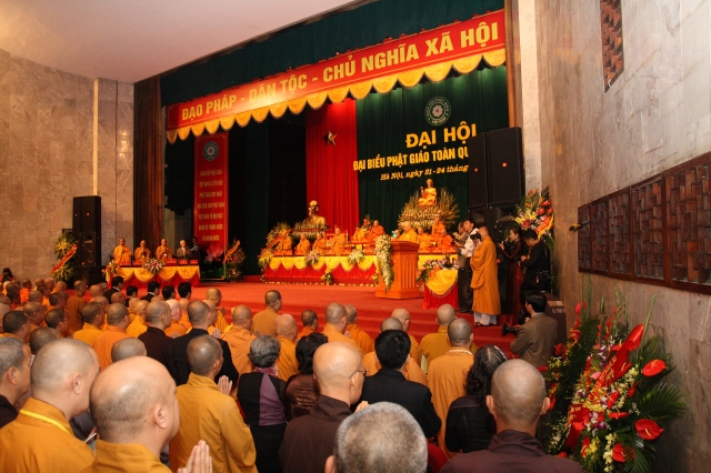 Ngày làm việc thứ 2 Đại hội Đại biểu Phật giáo toàn quốc lần VII