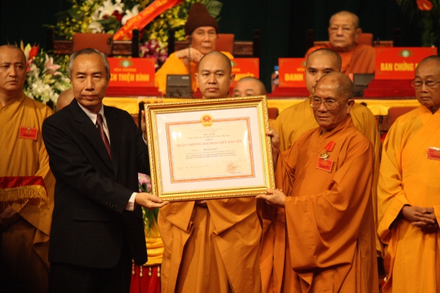 Ngày làm việc thứ 2 Đại hội Đại biểu Phật giáo toàn quốc lần VII