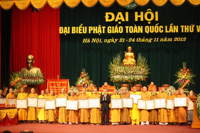 Ngày làm việc thứ 2 Đại hội Đại biểu Phật giáo toàn quốc lần VII