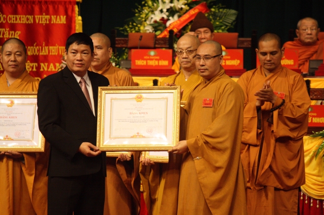 Ngày làm việc thứ 2 Đại hội Đại biểu Phật giáo toàn quốc lần VII