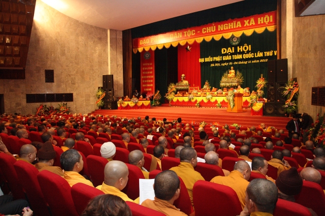 Ngày làm việc thứ 2 Đại hội Đại biểu Phật giáo toàn quốc lần VII