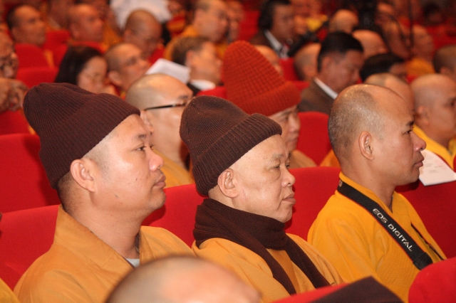 Ngày làm việc thứ 2 Đại hội Đại biểu Phật giáo toàn quốc lần VII