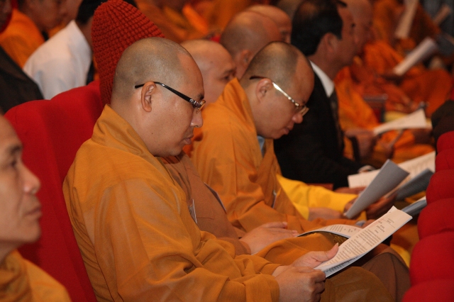 Ngày làm việc thứ 2 Đại hội Đại biểu Phật giáo toàn quốc lần VII