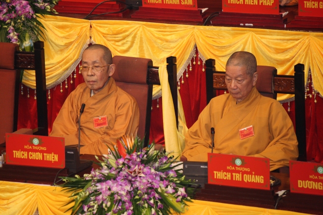 Ngày làm việc thứ 2 Đại hội Đại biểu Phật giáo toàn quốc lần VII