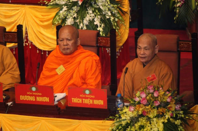 Ngày làm việc thứ 2 Đại hội Đại biểu Phật giáo toàn quốc lần VII