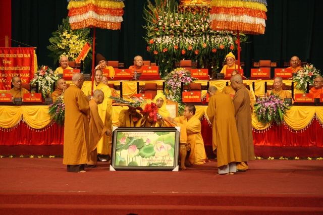 Chùm ảnh: Phiên làm việc cuối cùng và lễ bế mạc Đại hội VII