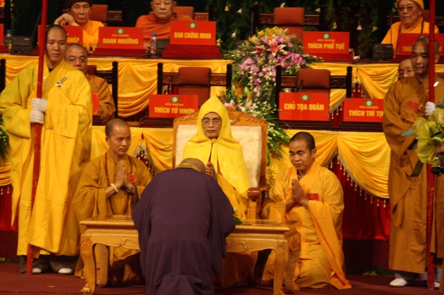 Chùm ảnh: Phiên làm việc cuối cùng và lễ bế mạc Đại hội VII