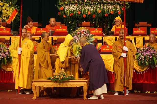 Chùm ảnh: Phiên làm việc cuối cùng và lễ bế mạc Đại hội VII