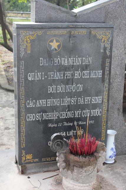 Quảng Trị: Chư Tôn Đức Chùa Giác Hải, Chùa Thiên Khánh Và Chùa Tuyền Lâm Thiết Lễ Cầu Siêu Tại Nghĩa Trang Trường Sơn