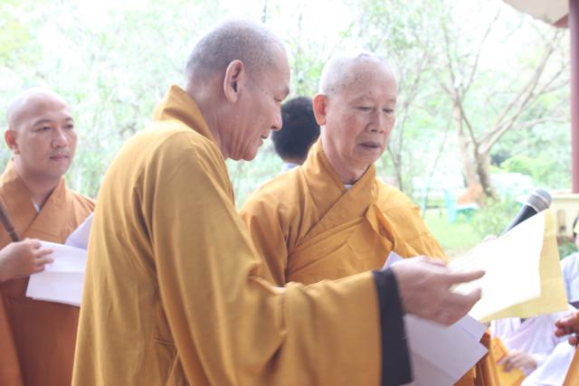 Quảng Trị: Chư Tôn Đức Chùa Giác Hải, Chùa Thiên Khánh Và Chùa Tuyền Lâm Thiết Lễ Cầu Siêu Tại Nghĩa Trang Trường Sơn