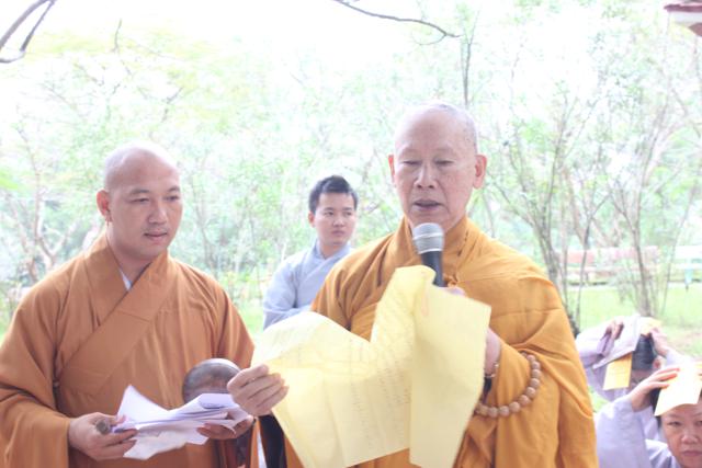 Quảng Trị: Chư Tôn Đức Chùa Giác Hải, Chùa Thiên Khánh Và Chùa Tuyền Lâm Thiết Lễ Cầu Siêu Tại Nghĩa Trang Trường Sơn