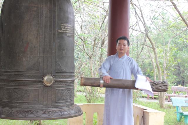 Quảng Trị: Chư Tôn Đức Chùa Giác Hải, Chùa Thiên Khánh Và Chùa Tuyền Lâm Thiết Lễ Cầu Siêu Tại Nghĩa Trang Trường Sơn