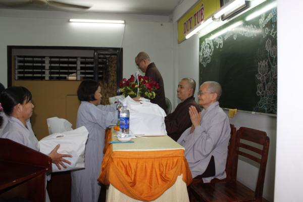 TP.HCM: Lớp Giáo lý chùa Phước Hòa, Q3 mừng ngày Nhà Giáo Việt Nam