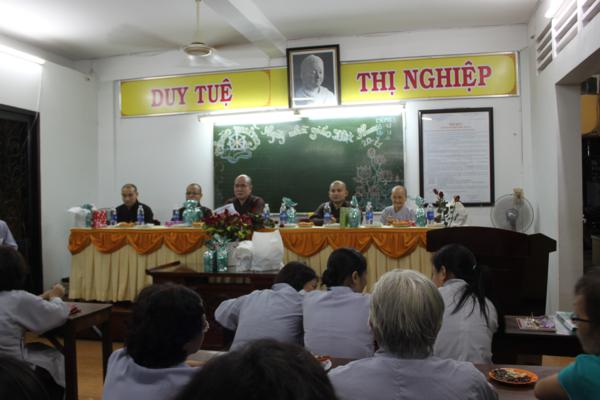 TP.HCM: Lớp Giáo lý chùa Phước Hòa, Q3 mừng ngày Nhà Giáo Việt Nam