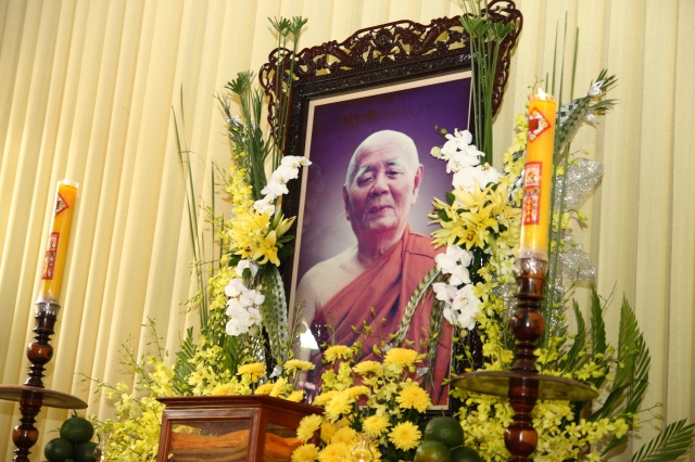 TP.HCM: Lễ tưởng niệm chung thất trai tuần cố đại lão HT. Thích Minh Châu
