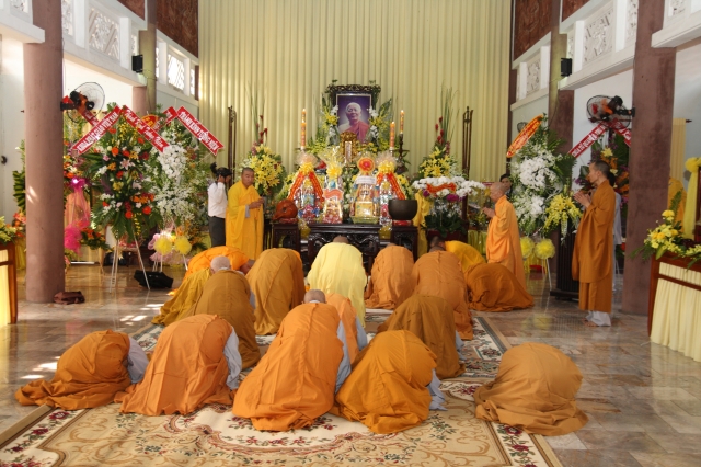 TP.HCM: Lễ tưởng niệm chung thất trai tuần cố đại lão HT. Thích Minh Châu