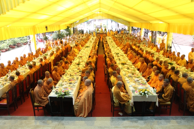 TP.HCM: Lễ tưởng niệm chung thất trai tuần cố đại lão HT. Thích Minh Châu