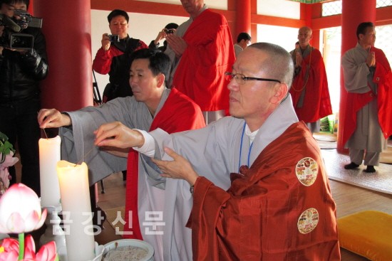 Phật giáo liên Triều Tưởng niệm Quốc sư Nghĩa Thiên Đại giác