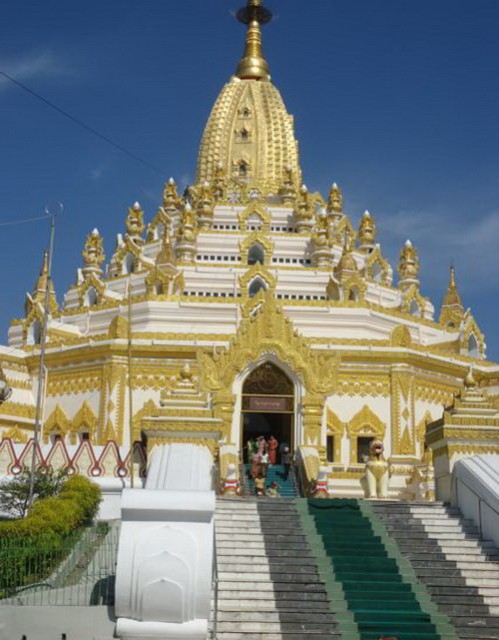 Chư Tôn Đức Tăng Ni Phật tử phái đoàn Việt Nam hành hương Myanmar