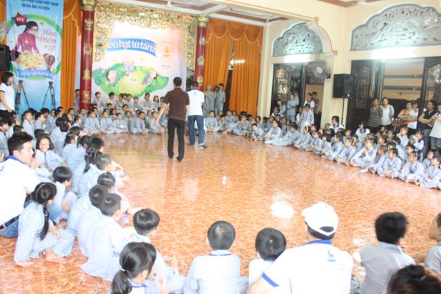 TP. HCM: Quan Âm Tu Viện tổ chức khóa tu Gieo Hạt Từ Tâm kỳ 8: Hoa Điểm 10