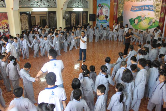 TP. HCM: Quan Âm Tu Viện tổ chức khóa tu Gieo Hạt Từ Tâm kỳ 8: Hoa Điểm 10