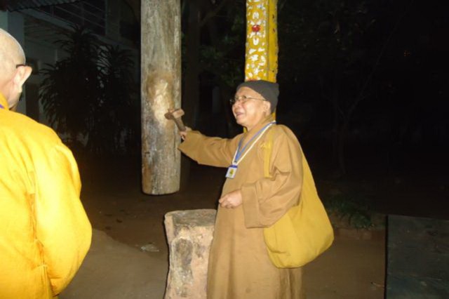 Chư Tôn Đức Tăng Ni Phật tử phái đoàn Việt Nam hành hương Myanmar