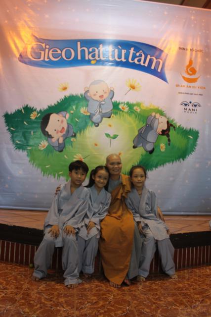 TP. HCM: Quan Âm Tu Viện tổ chức khóa tu Gieo Hạt Từ Tâm kỳ 8: Hoa Điểm 10