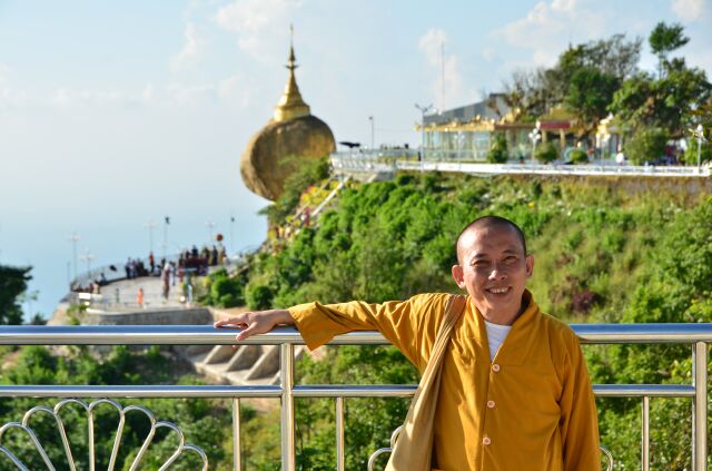 Chùa Đá Vàng, Myanmar