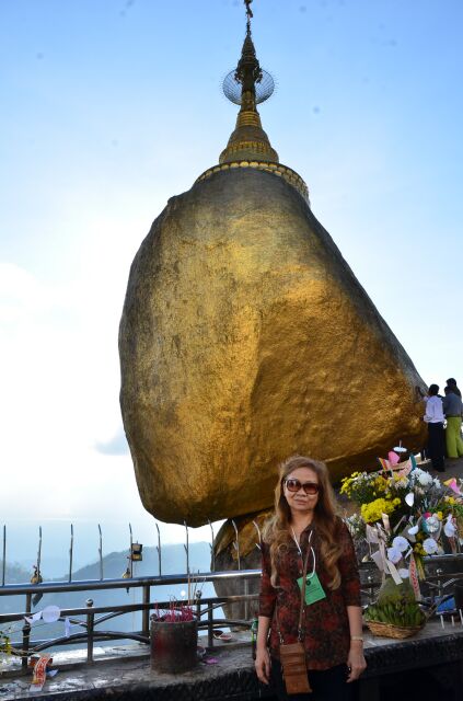 Chùa Đá Vàng, Myanmar