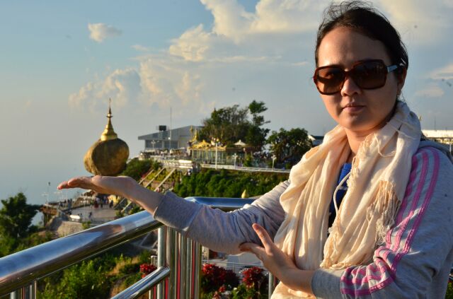 Chùa Đá Vàng, Myanmar