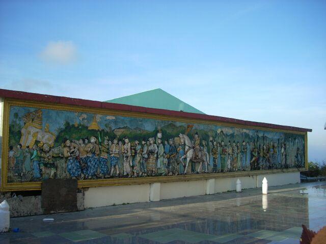 Chùa Đá Vàng, Myanmar