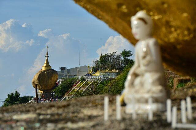 Chùa Đá Vàng, Myanmar